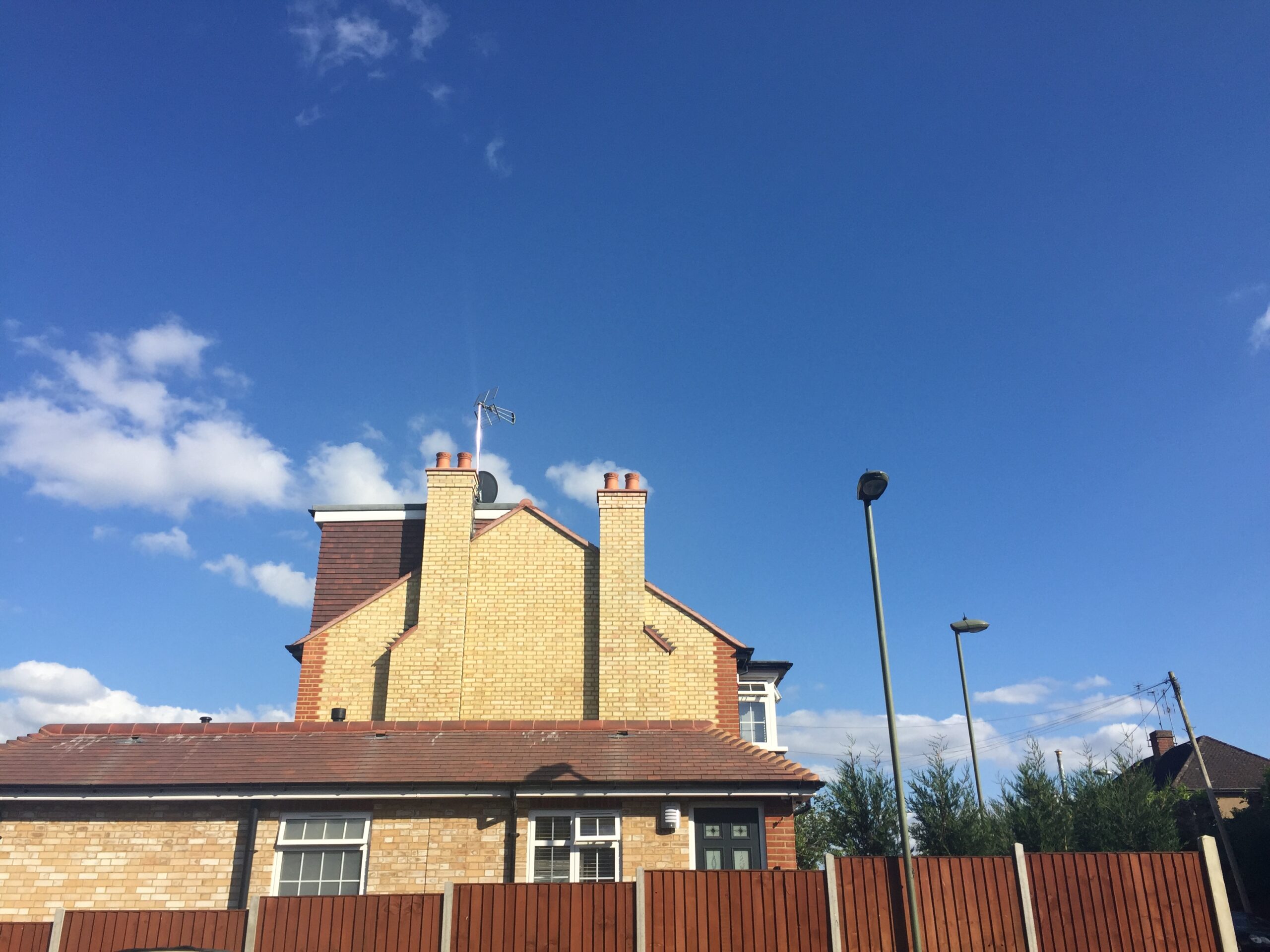 1 Rosslyn Avenue EN4 3